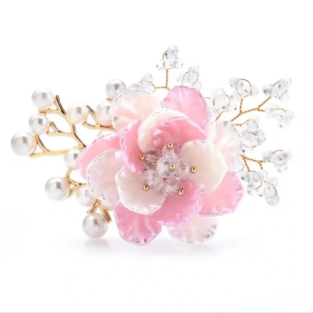 Elegant White Floral Pearl Brooch